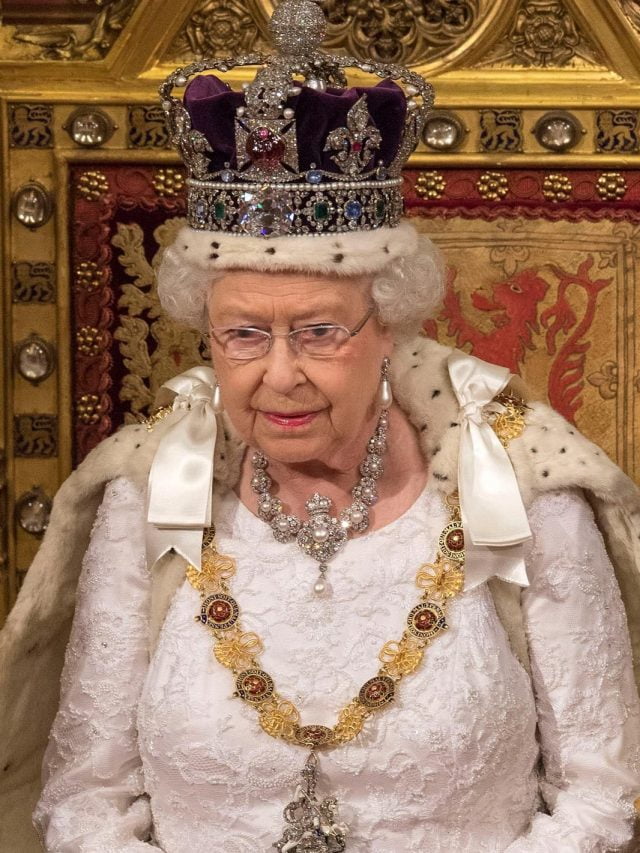 10 Facts about Queen Elizabeth II
